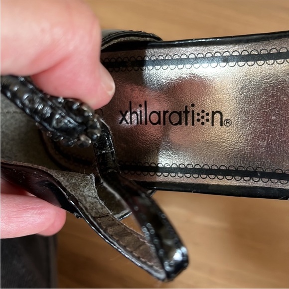 Black Dressy Shoes Chunky Heel Patent Leather Look Girls 4 - Picture 7 of 8